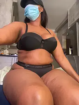 Curvy_SquirtMachine Image 3