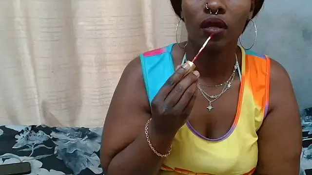 curvydarckcohocolate Image 17