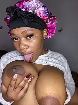 CuteSexyBoobz Image 4