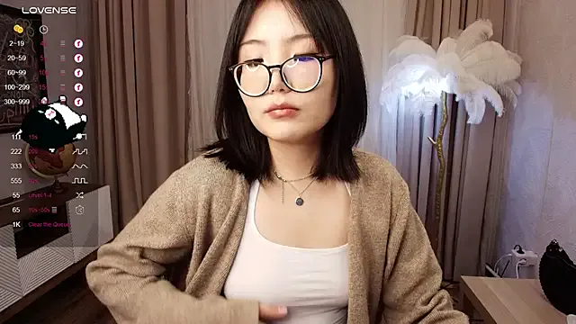 CutiErika's Thumb Image