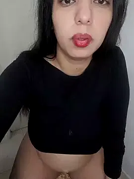 DianiQueenn Image 10