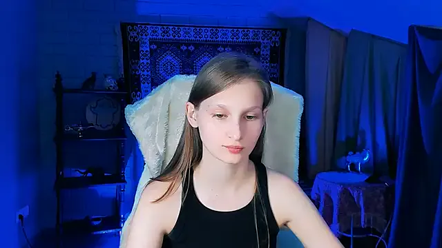 EllaHorton Image 4
