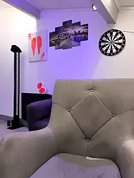 emma4xxx Image 11
