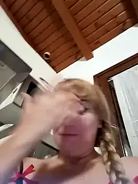 EmmaQueen4 Image 5