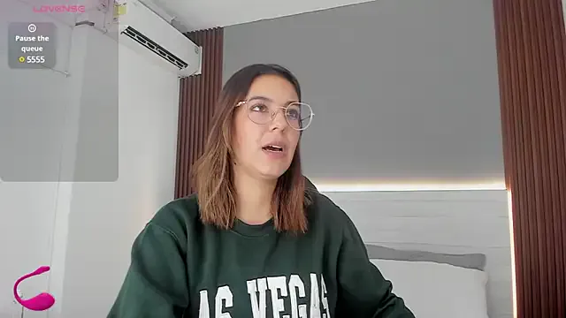 Emmy_Meadows's Thumb Image