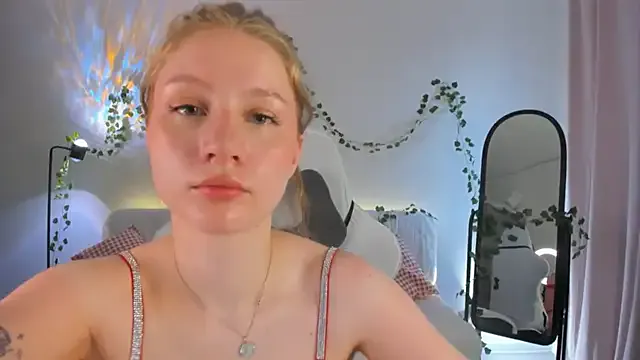 Eva_Davi Image 3