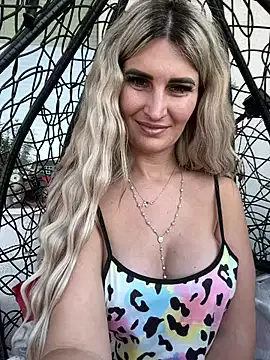 EvelynFrances Image 11