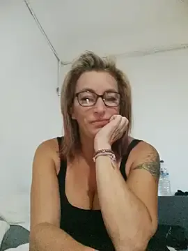 Fifi83Bell's Thumb Image