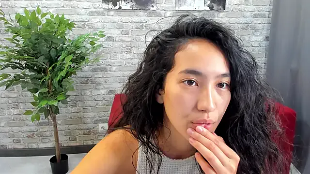 FlirtyAura Image 10