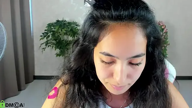 FlirtyAura Image 5