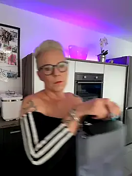 German_Milf Image 6