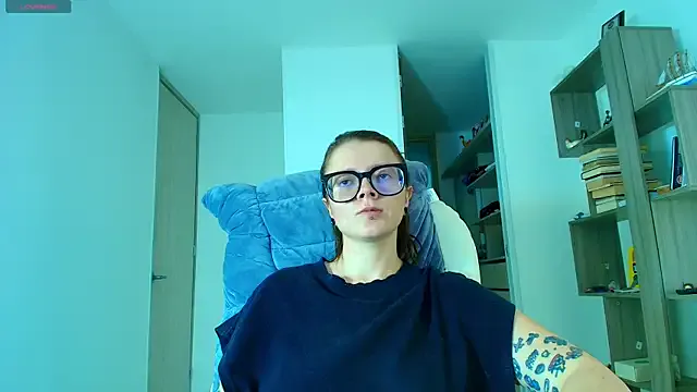 Hannah______ Image 16