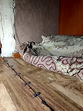 Holly_Bette Image 10