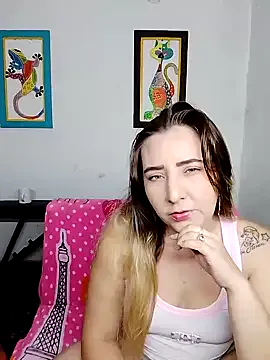 isabella_lovem's Thumb Image