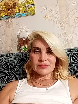 JennyOMay Image 7