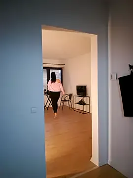 JUJUICY- Image 4