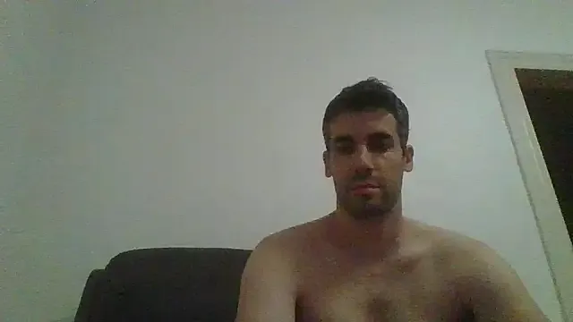 JulioIsHere4you Image 4