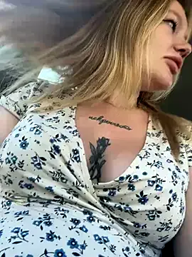 justmilaa Image 16