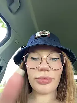 justmilaa Image 2