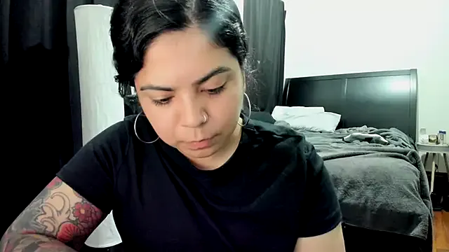 kimmiakiss22 Image 2