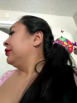 latina_curvy22 Image 4
