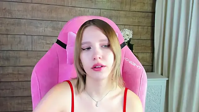 LiliLinn Image 11