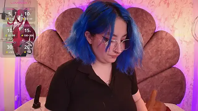 Lilith_curvy Image 6