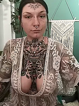 lizzardqueeen Image 4