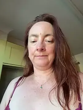 LouiseTswing Image 4