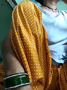 Love-pari077 Image 3