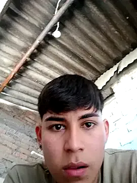 Lukas_strong Image 17