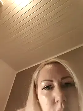 MarinaMargo's Thumb Image