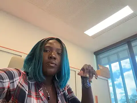Miss-syanaa Image 4