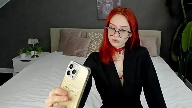 Mollly_Rouge Image 2