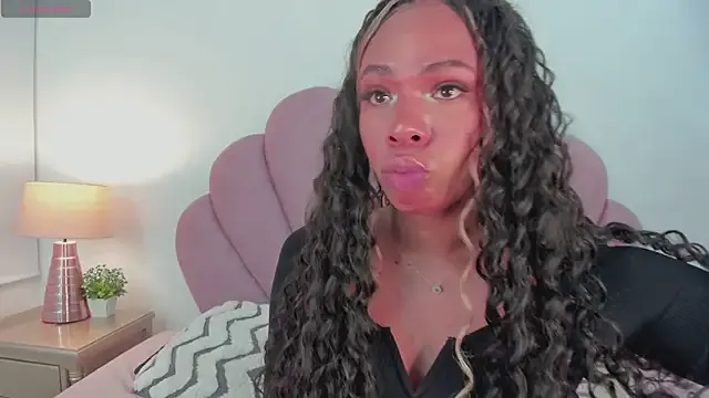 Nicole_Paradise's Thumb Image