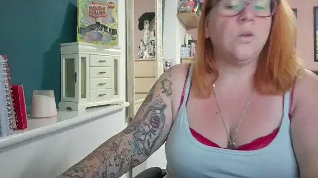 NikiDeeOfficial Image 7