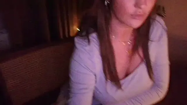 Nina24 Image 17