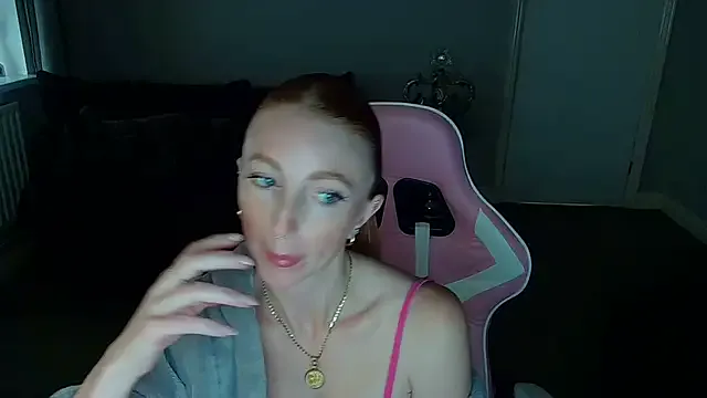 Red_firesquirt Image 13
