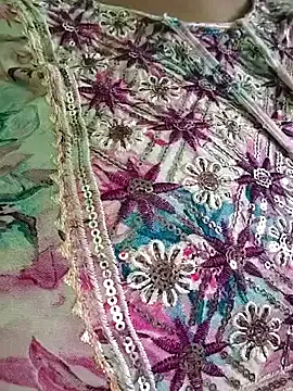 Riyaa_Stream_25 Image 16