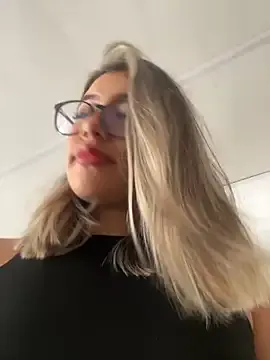 sara_calderon Image 3