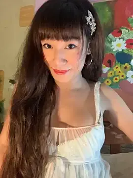 SassyLaurier Image 4