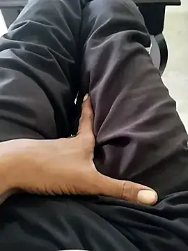 Sex_Queen_aaraya's Thumb Image