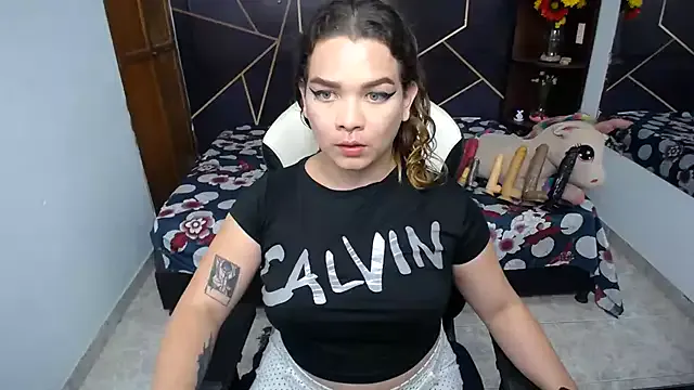 ShantalBlonde Image 8