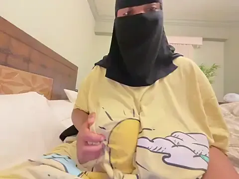 Submissive_Arab Image 8