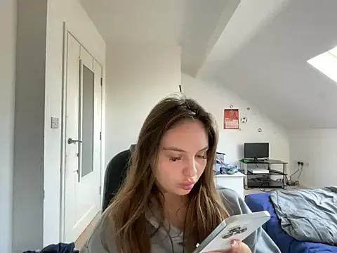 Teasing_teen Image 10