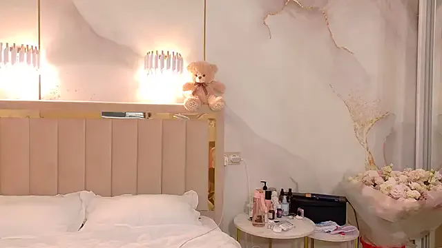 TiffaNoel Image 3