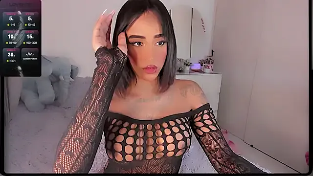 urcuttiegirl Image 13