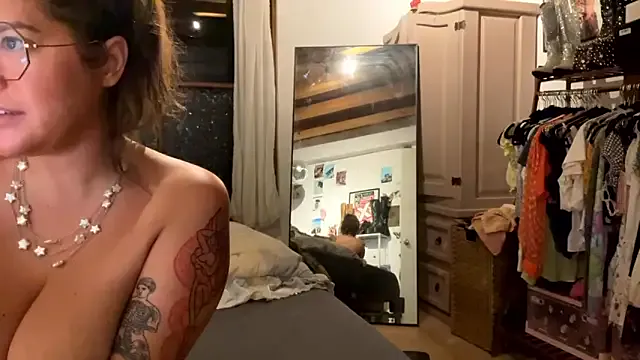 xhellsbells666x Image 2