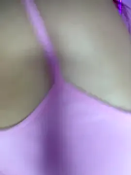 Yovng___Lau Image 12