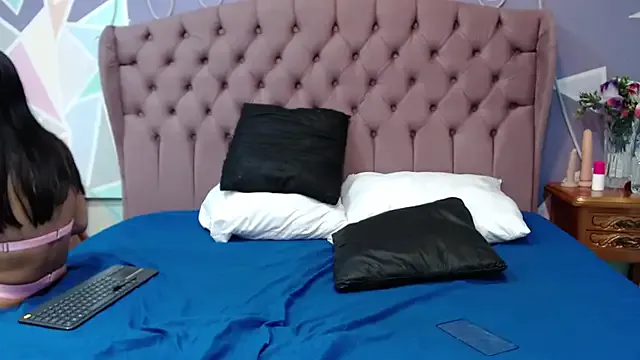 ZaharaSkylar Image 6